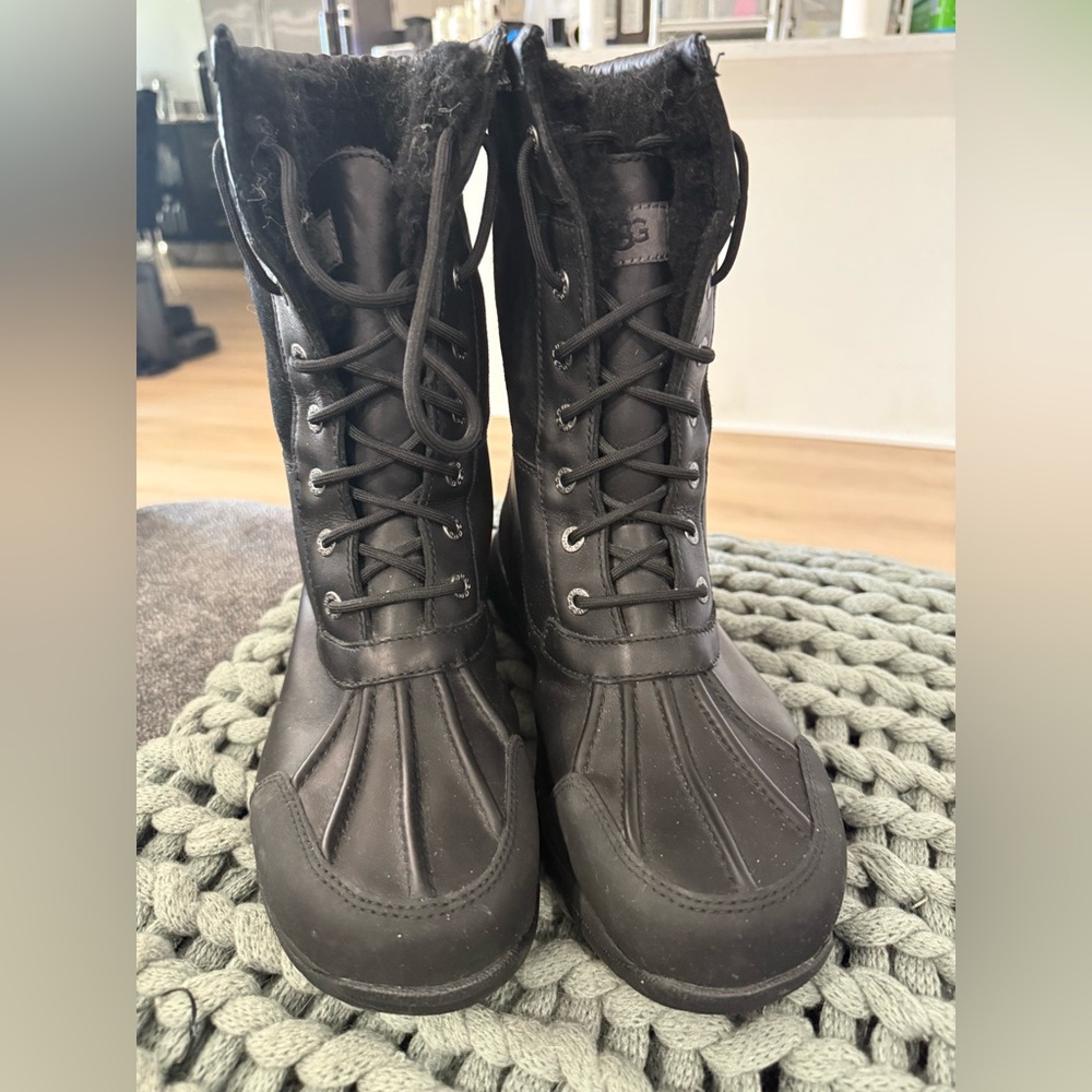 UGG Black Leather Men's Boots